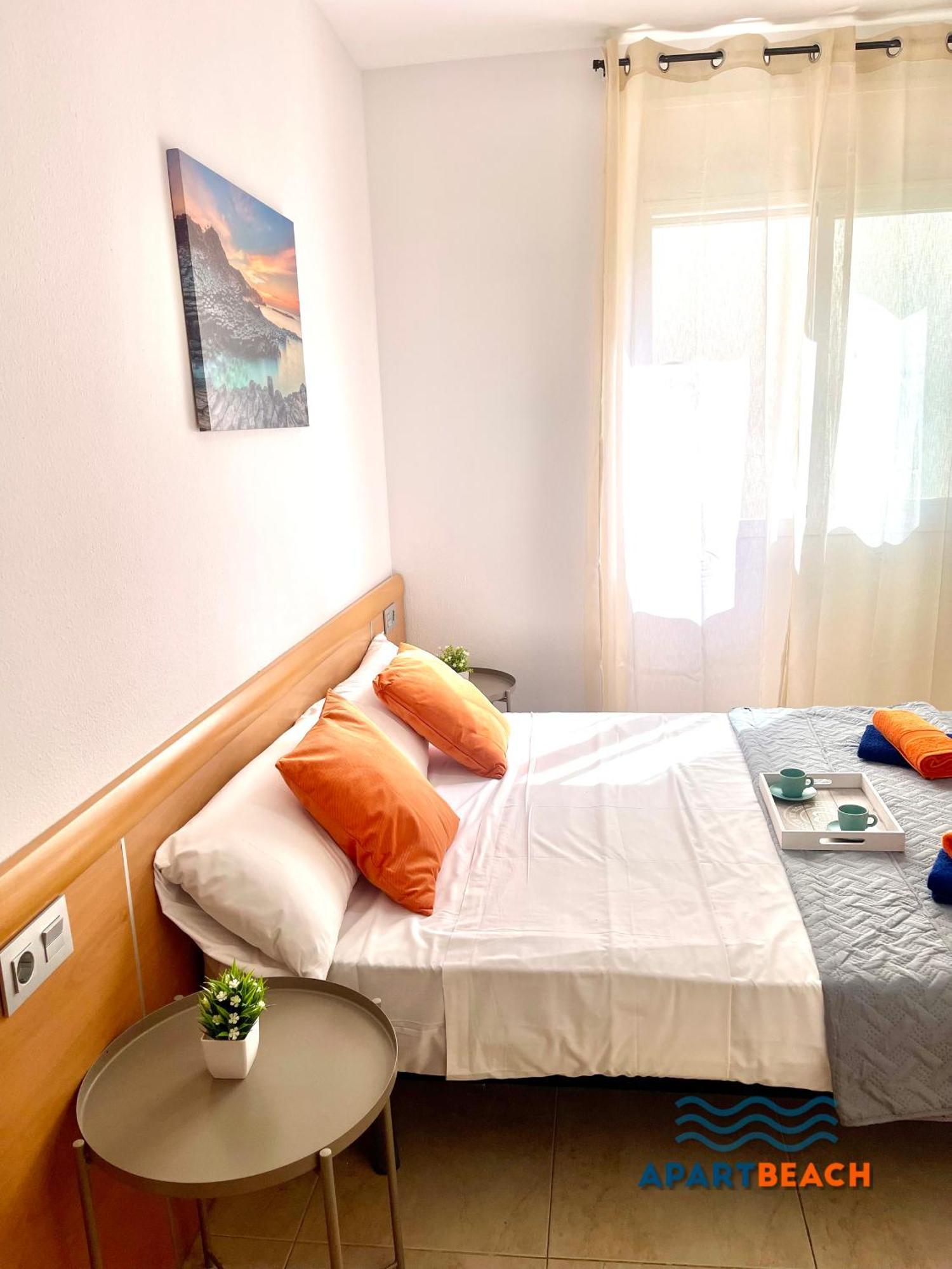 Apartbeach Golden I Muy Luminoso Junto Playa Y Climatizado Salou Exterior photo